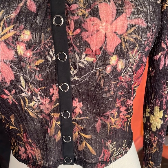 Free People Angelina Floral Long Sleeve Top - Black and Pink XS EUC - Picture 9 of 13